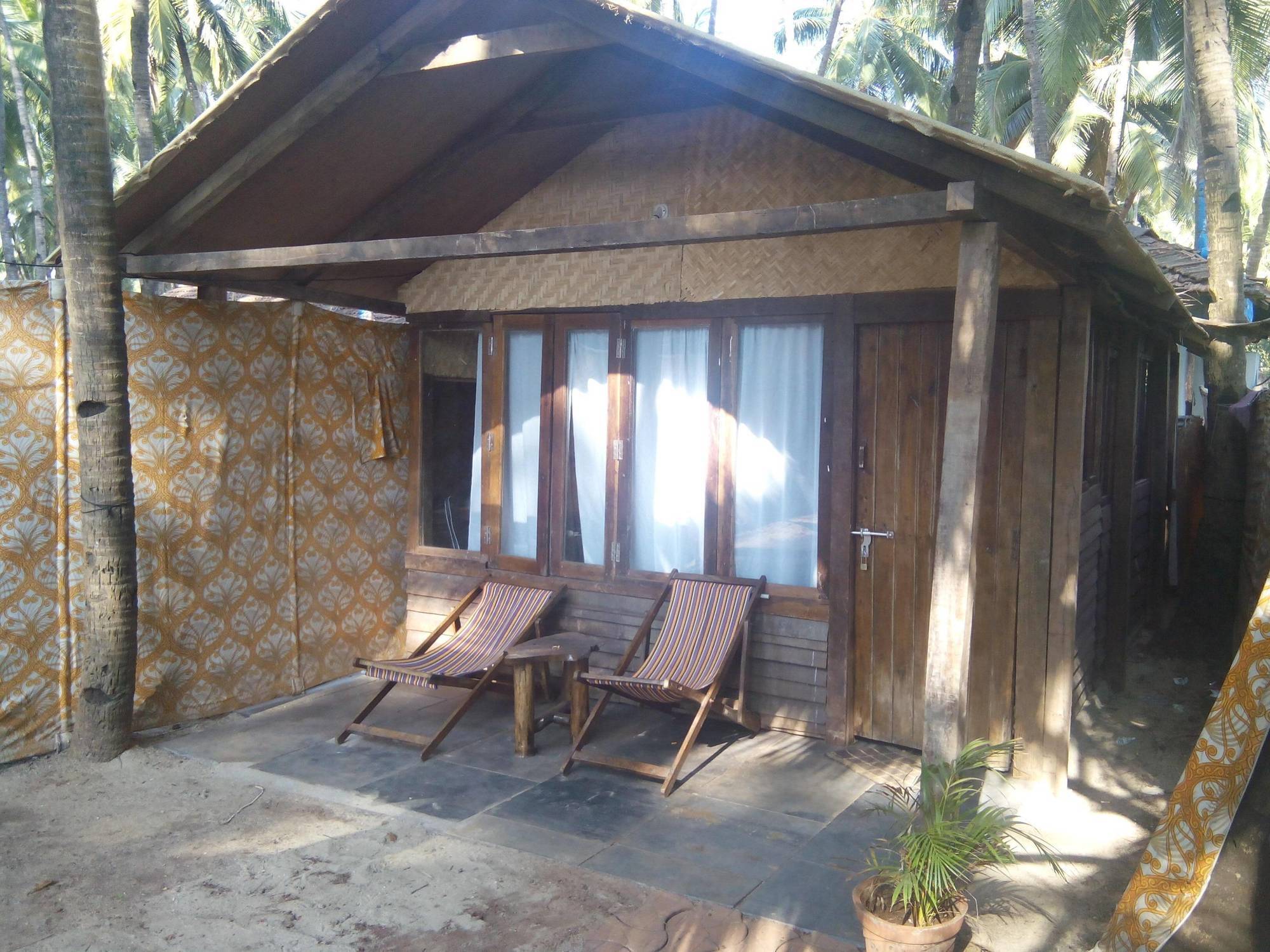 Cafe Del Mar Beach Bungalows Hotel Palolem Eksteriør billede